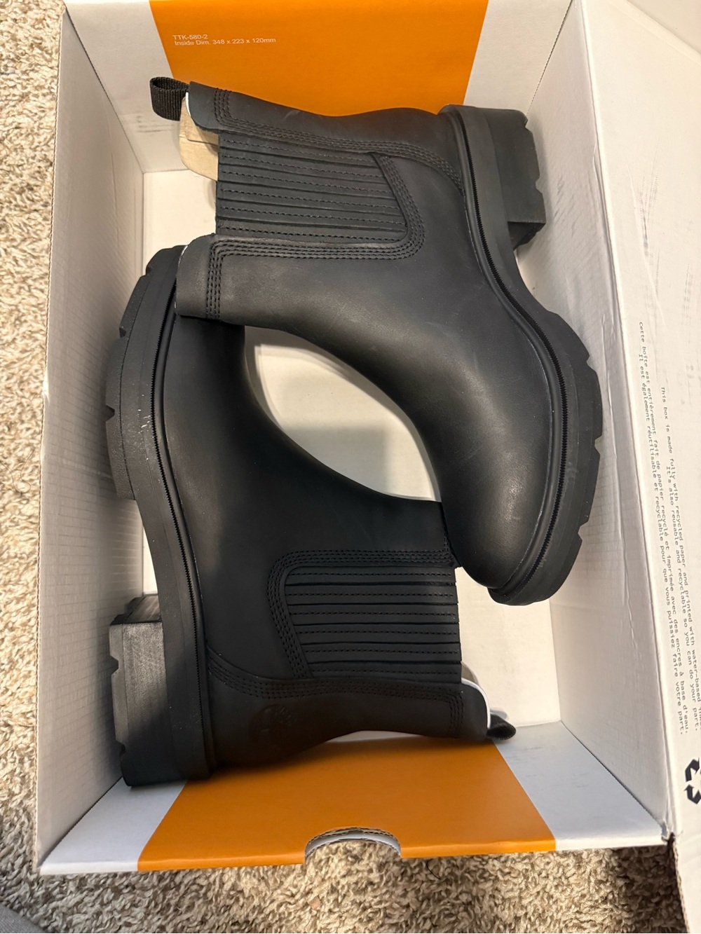 Timberland Black Mid Chelsea Boot Box Label